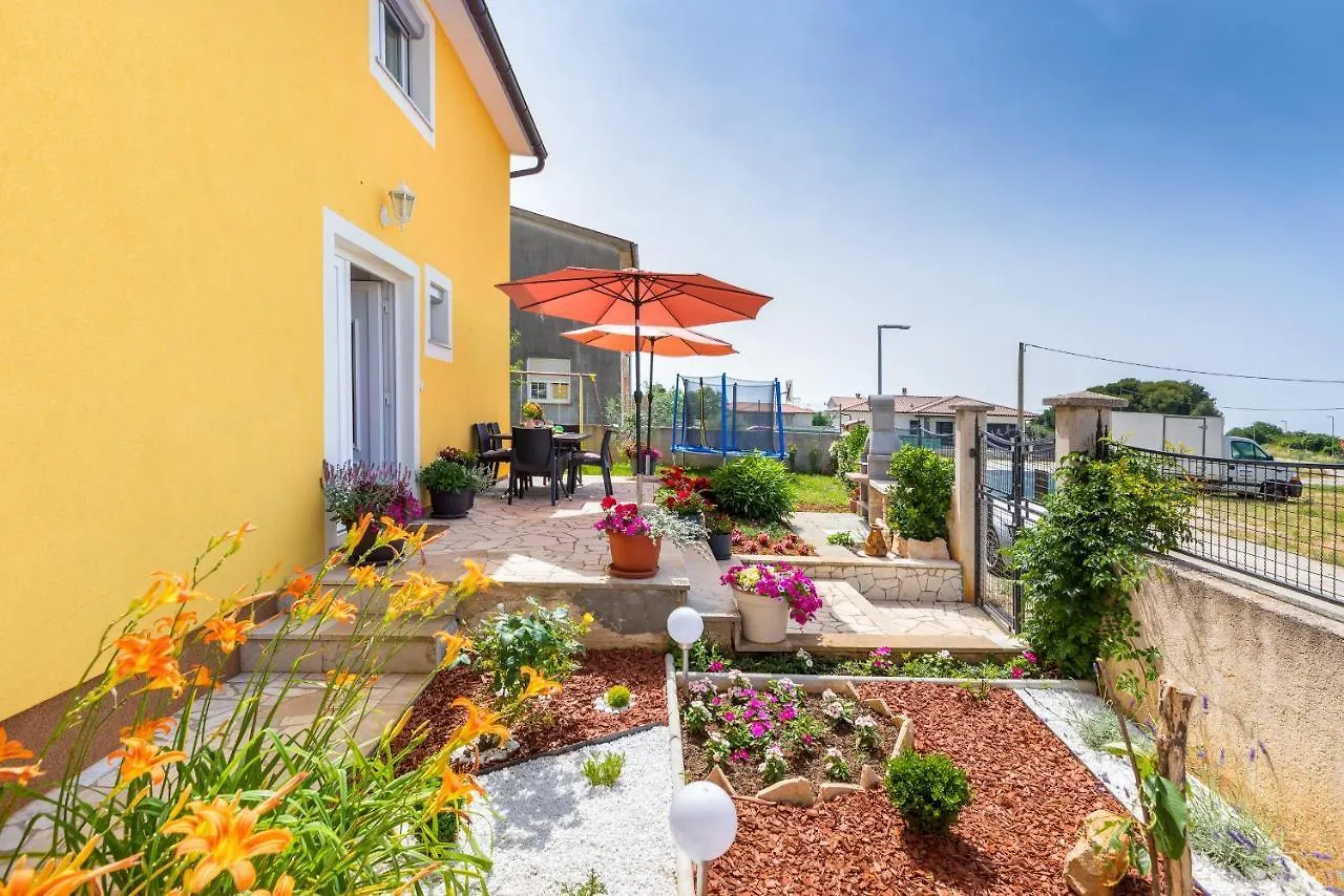 Mala Harmonija Apartment Vodnjan Croatia